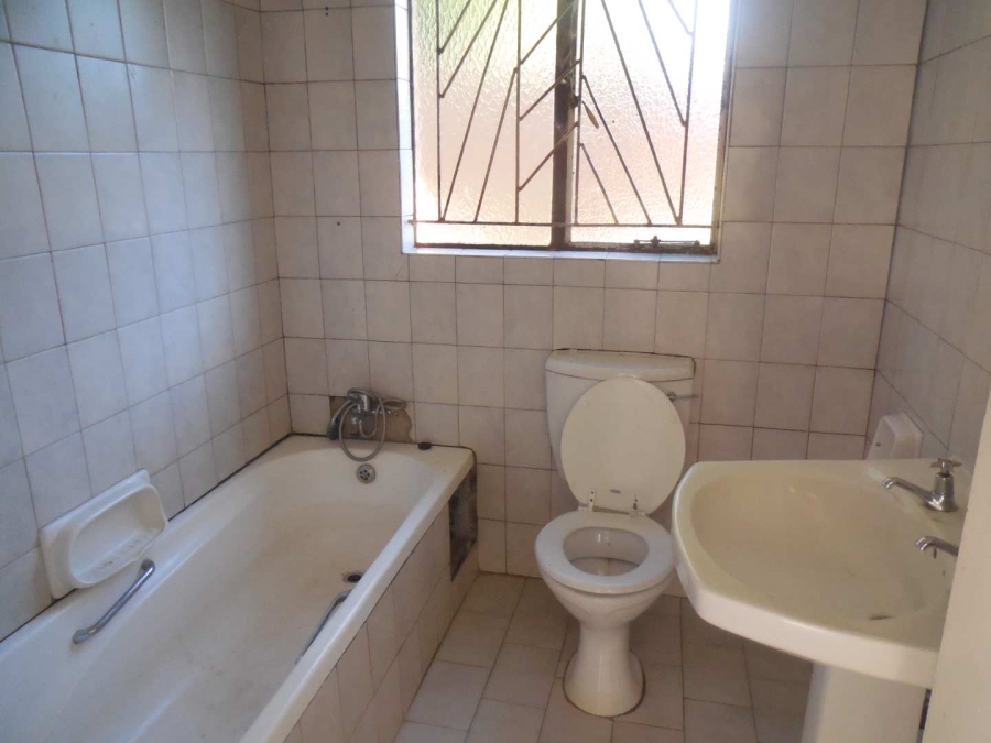 To Let 3 Bedroom Property for Rent in East Lynne Gauteng
