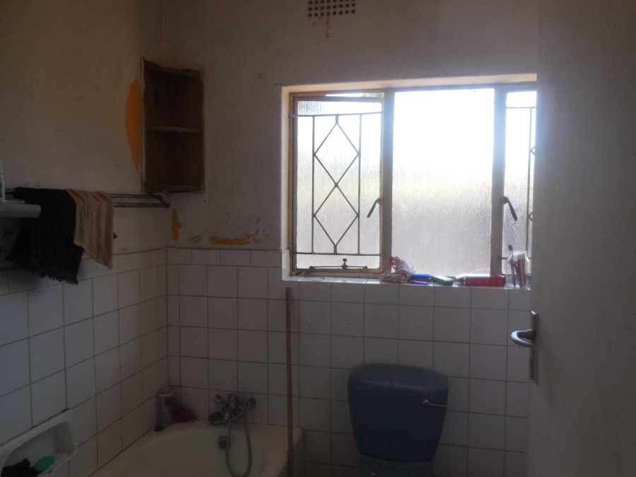 To Let 1 Bedroom Property for Rent in Silverton Gauteng
