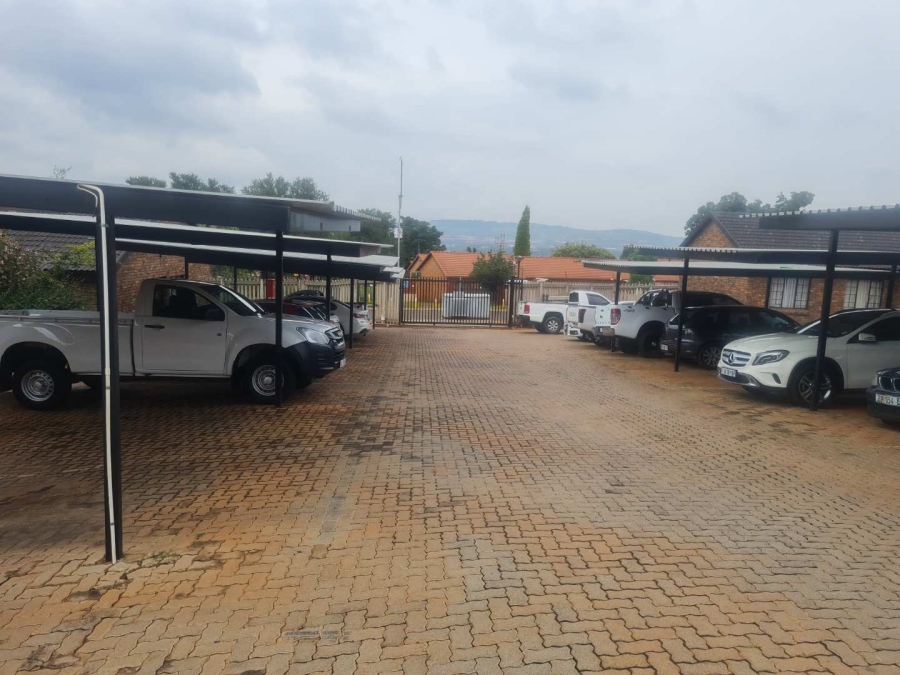 1 Bedroom Property for Sale in Philip Nel Park Gauteng