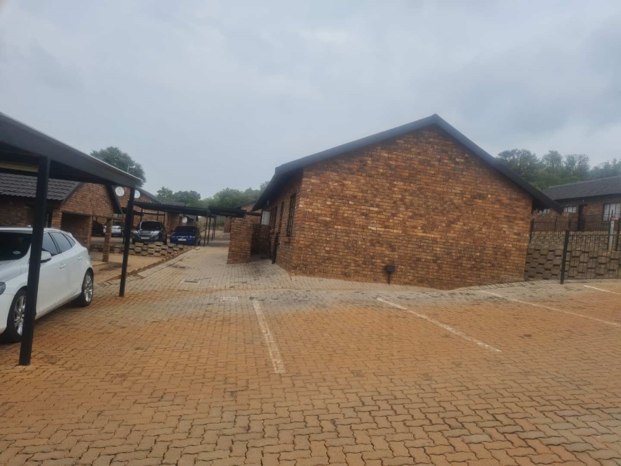 1 Bedroom Property for Sale in Philip Nel Park Gauteng