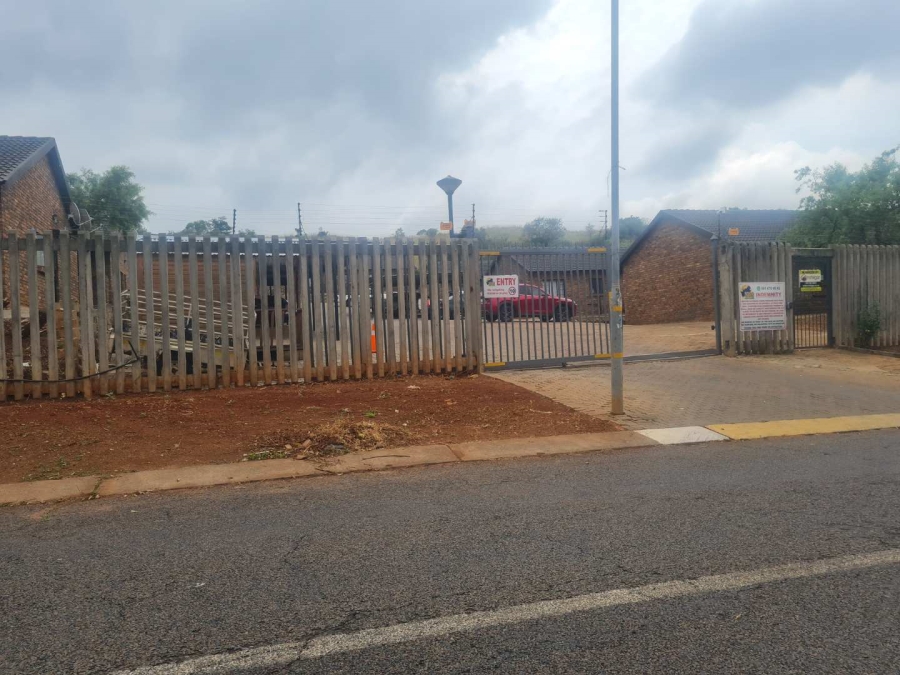 1 Bedroom Property for Sale in Philip Nel Park Gauteng