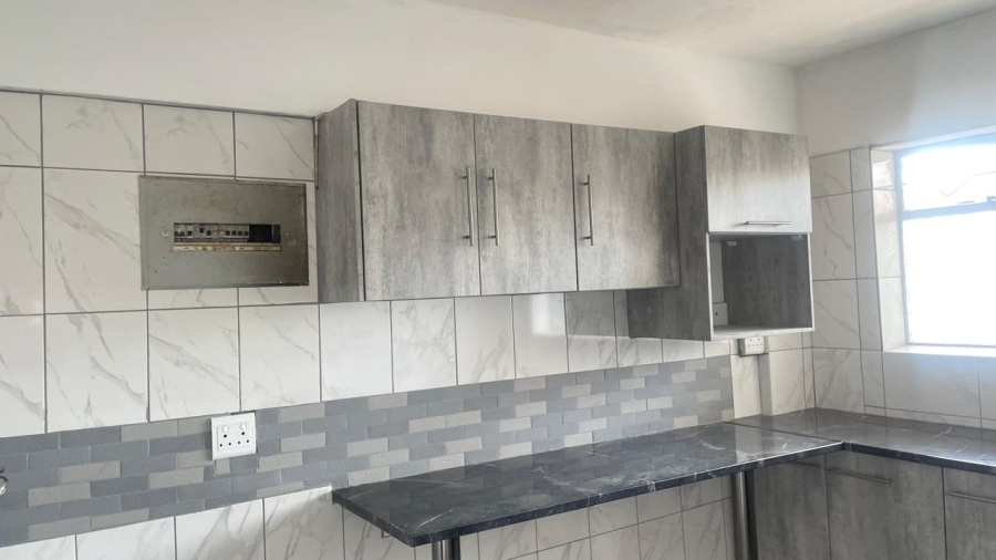2 Bedroom Property for Sale in Edendale Gauteng