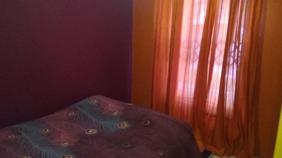 2 Bedroom Property for Sale in Mulbarton Gauteng