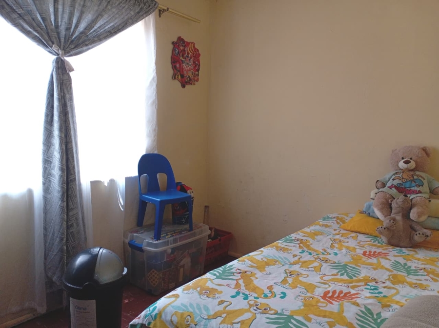 4 Bedroom Property for Sale in Lenasia Ext 11 Gauteng