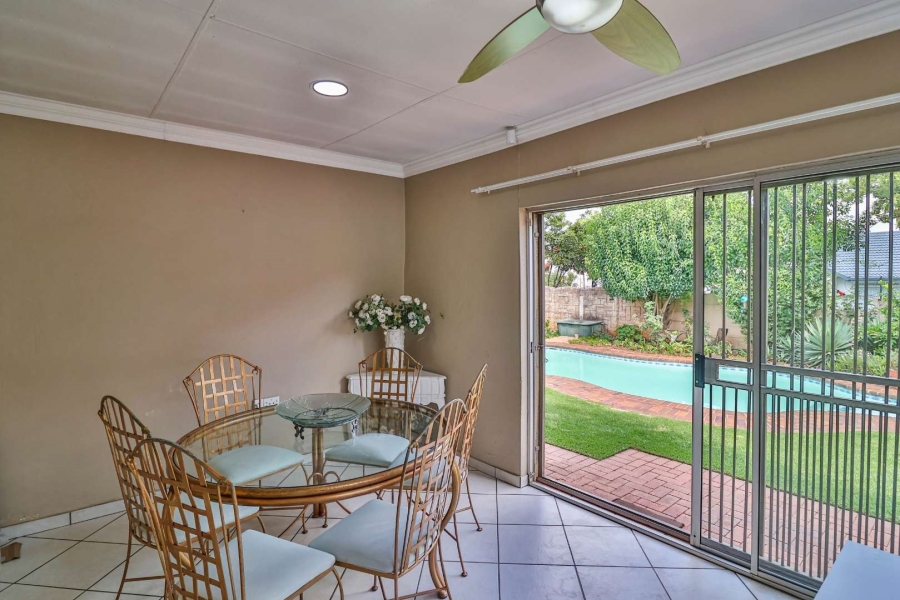 5 Bedroom Property for Sale in Brackendowns Gauteng