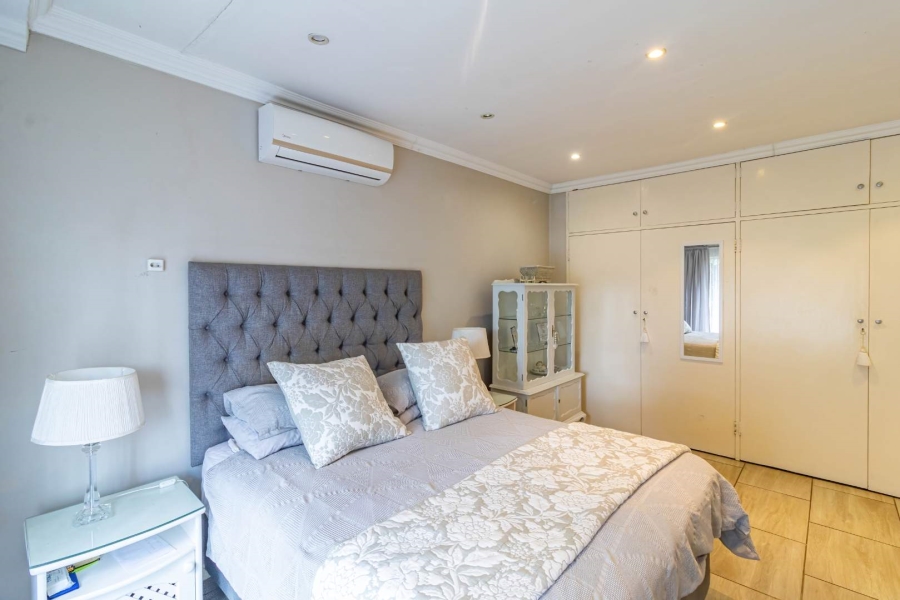 5 Bedroom Property for Sale in Brackendowns Gauteng