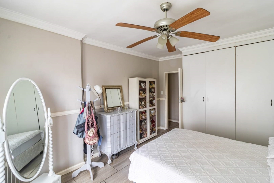 5 Bedroom Property for Sale in Brackendowns Gauteng