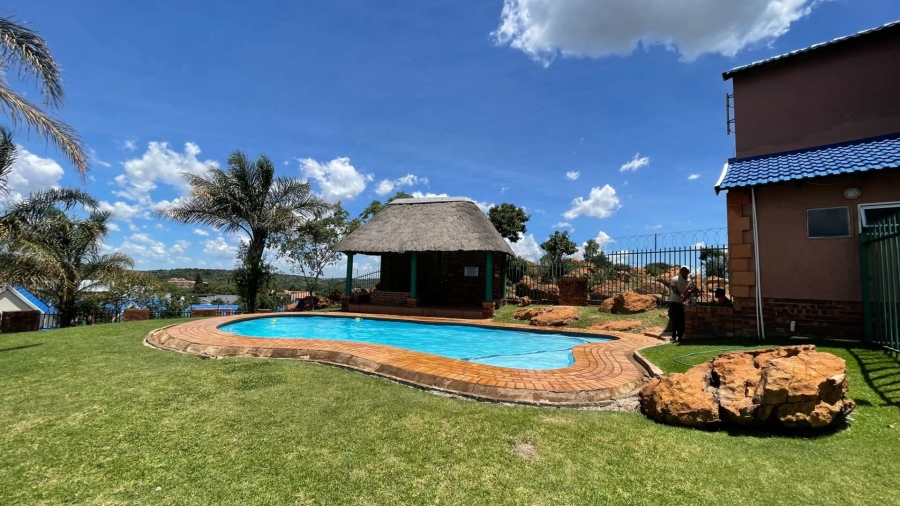 2 Bedroom Property for Sale in Winchester Hills Gauteng