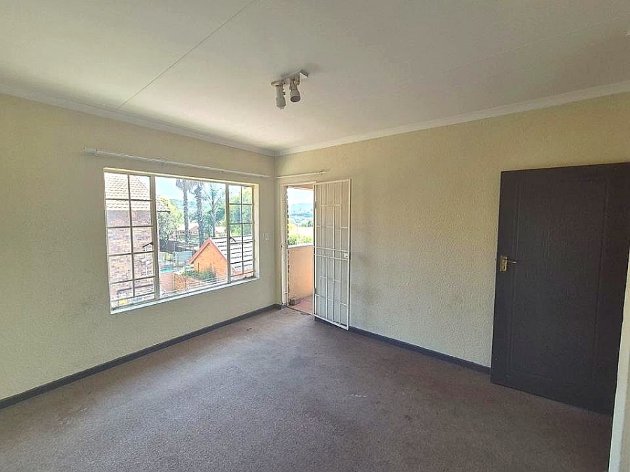 3 Bedroom Property for Sale in Glenvista Gauteng