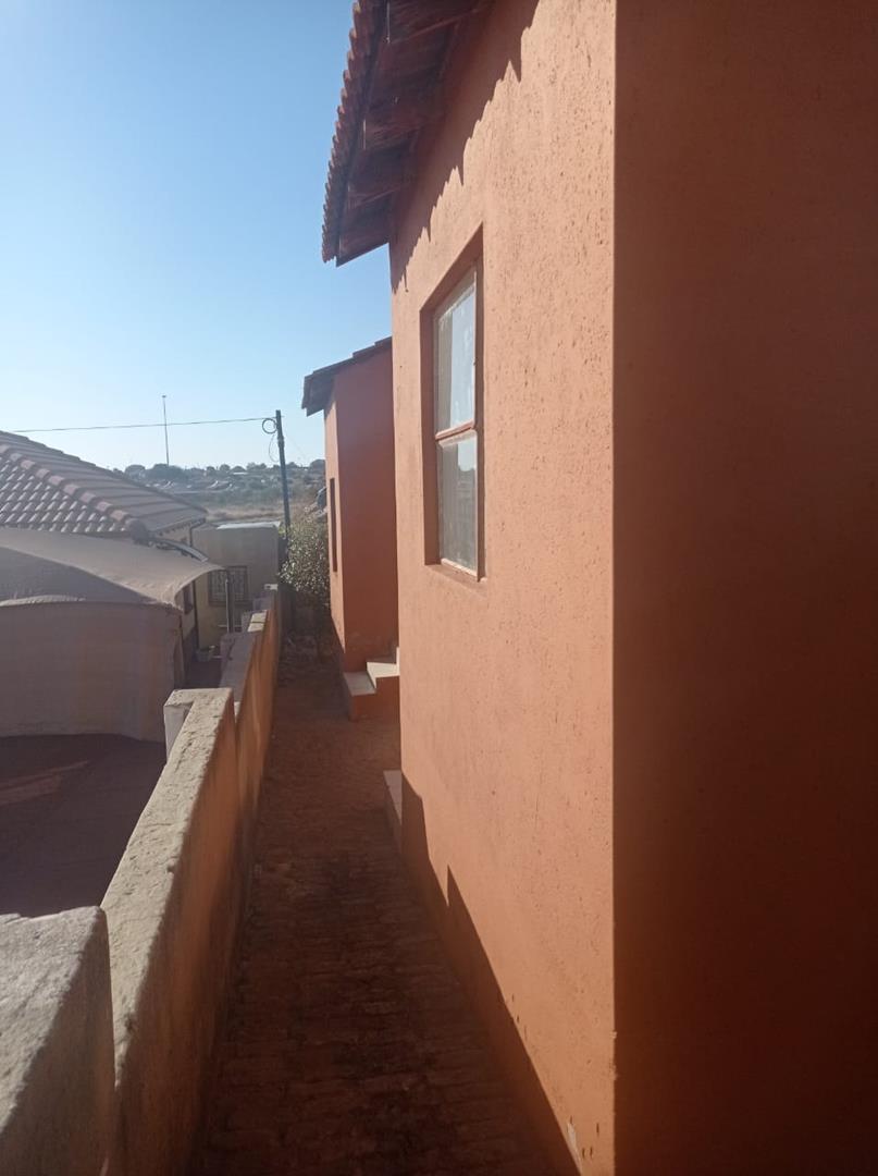4 Bedroom Property for Sale in Soshanguve S Gauteng