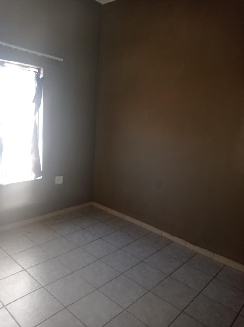 4 Bedroom Property for Sale in Soshanguve S Gauteng