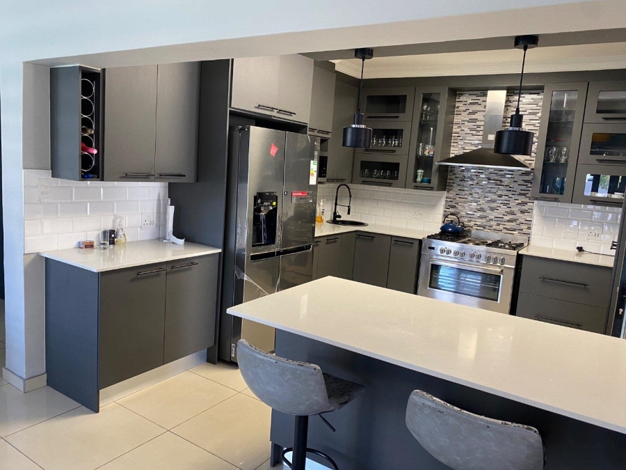 4 Bedroom Property for Sale in Zambezi Manor Lifestyle Estate Gauteng