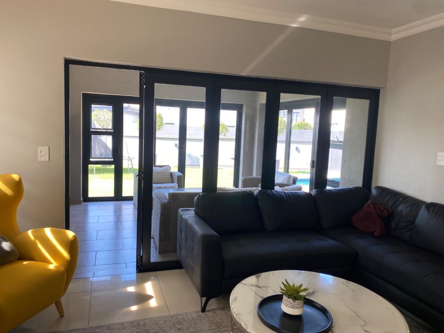 4 Bedroom Property for Sale in Zambezi Manor Lifestyle Estate Gauteng