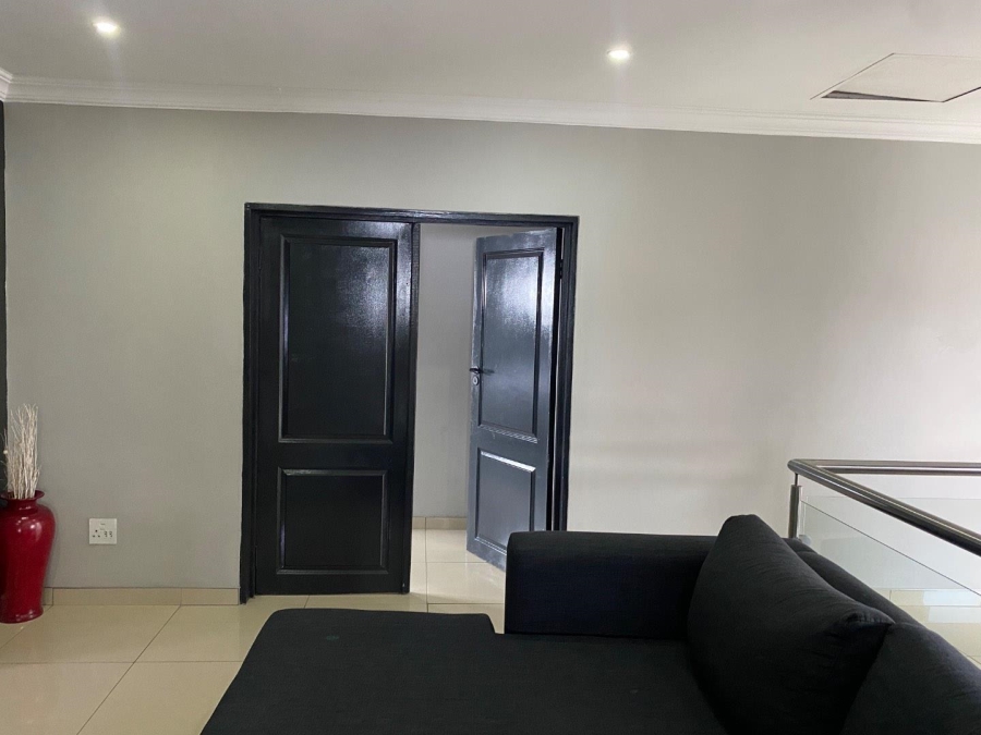 4 Bedroom Property for Sale in Zambezi Manor Lifestyle Estate Gauteng