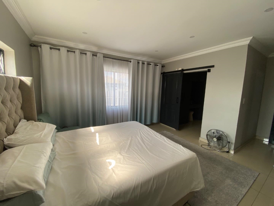 4 Bedroom Property for Sale in Zambezi Manor Lifestyle Estate Gauteng