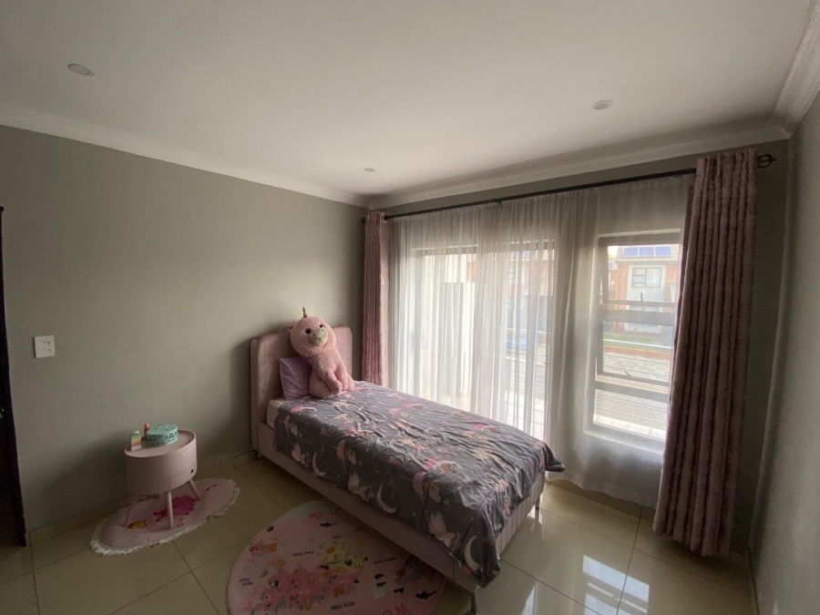 4 Bedroom Property for Sale in Zambezi Manor Lifestyle Estate Gauteng