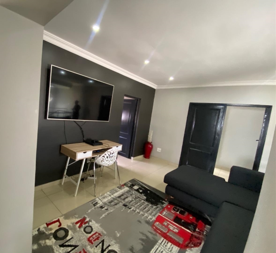 4 Bedroom Property for Sale in Zambezi Manor Lifestyle Estate Gauteng