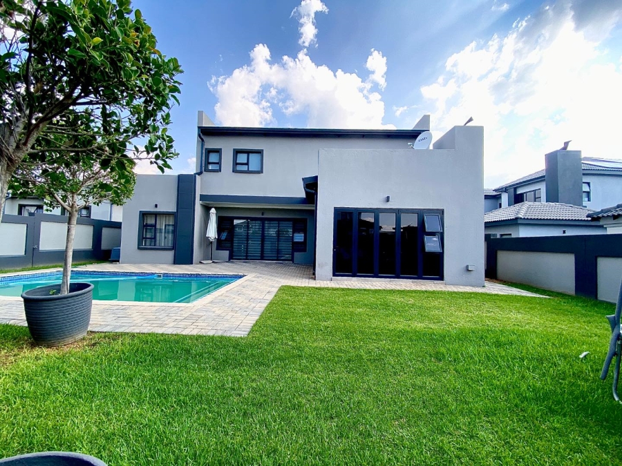 4 Bedroom Property for Sale in Zambezi Manor Lifestyle Estate Gauteng
