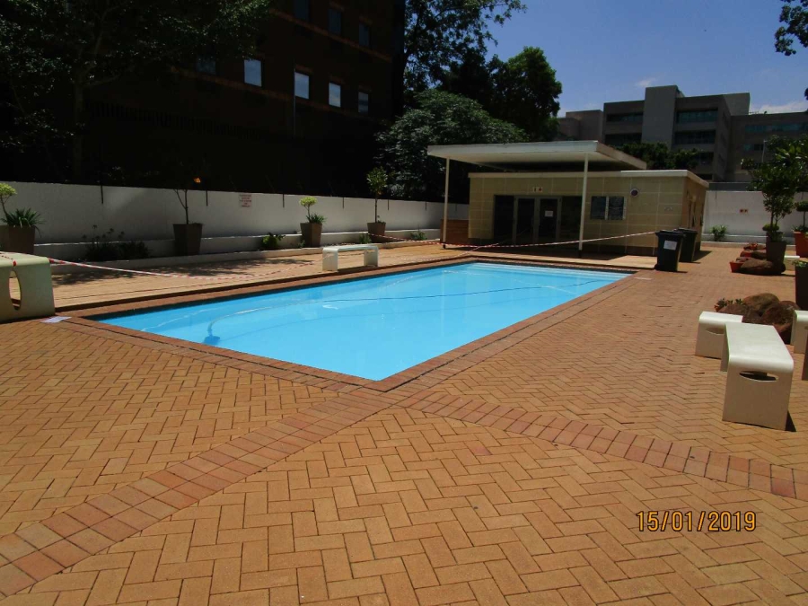 1 Bedroom Property for Sale in Sandown Gauteng