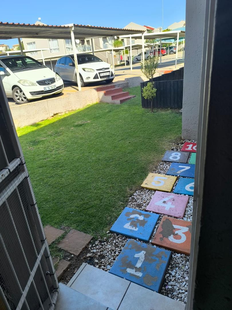 2 Bedroom Property for Sale in South Crest Gauteng