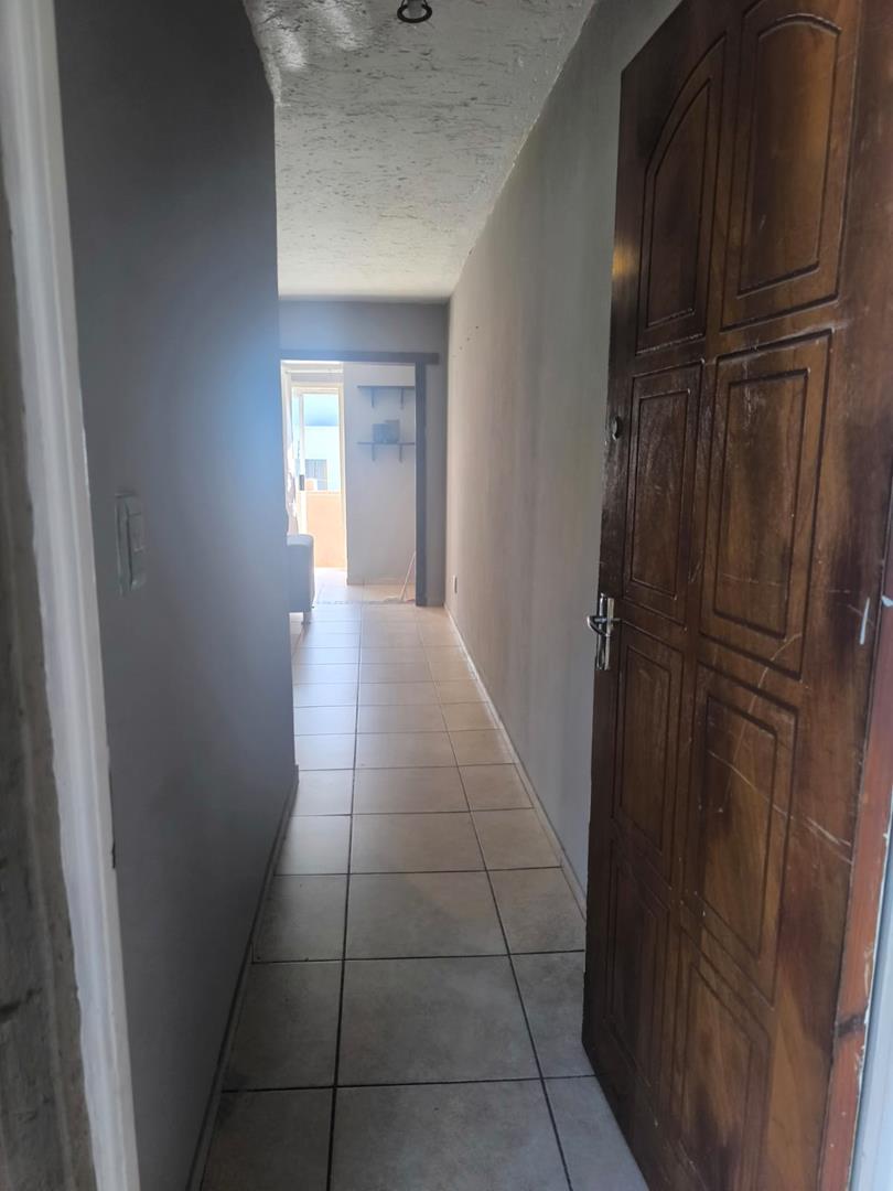 2 Bedroom Property for Sale in South Crest Gauteng