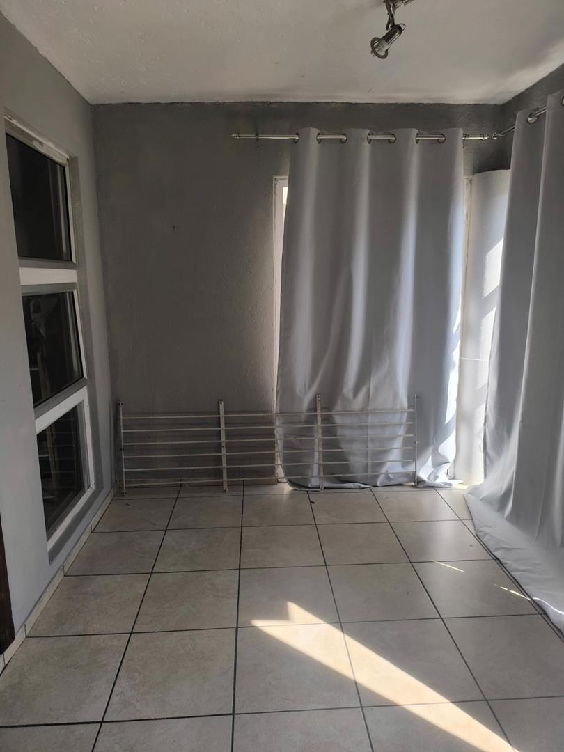 2 Bedroom Property for Sale in South Crest Gauteng
