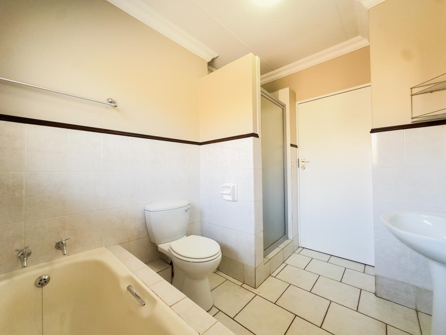 3 Bedroom Property for Sale in Moreleta Park Gauteng