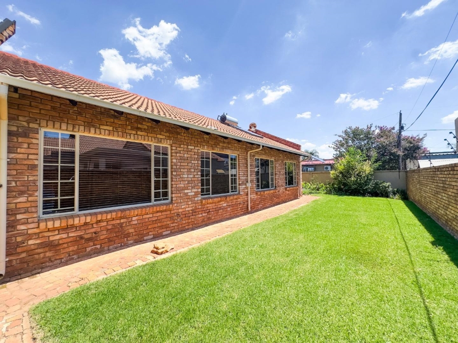 3 Bedroom Property for Sale in Moreleta Park Gauteng