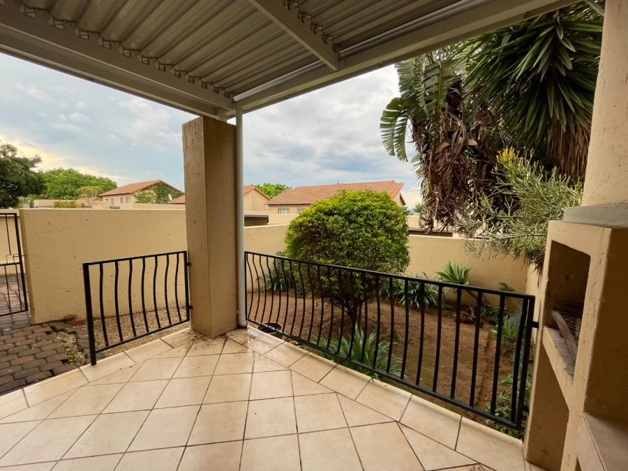 3 Bedroom Property for Sale in La Montagne Gauteng