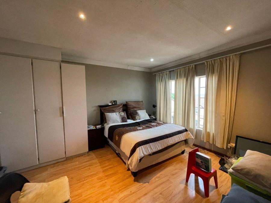 3 Bedroom Property for Sale in La Montagne Gauteng
