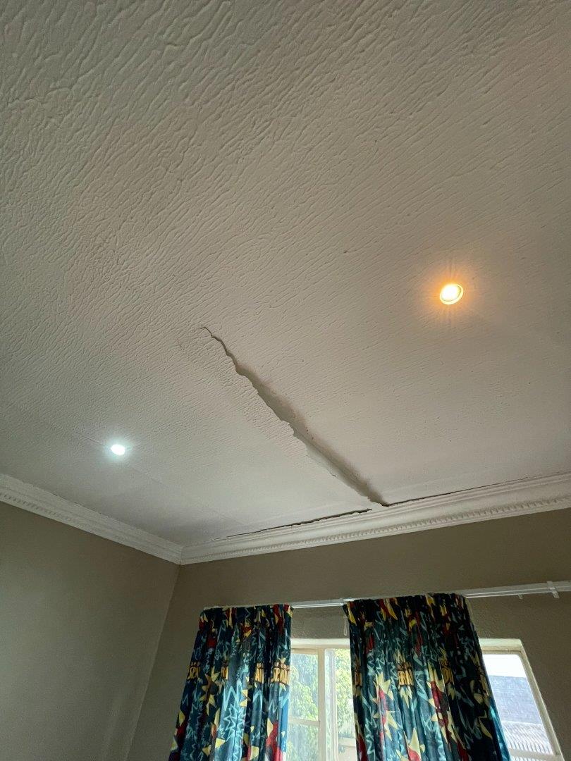 3 Bedroom Property for Sale in La Montagne Gauteng