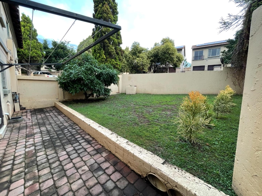 3 Bedroom Property for Sale in La Montagne Gauteng
