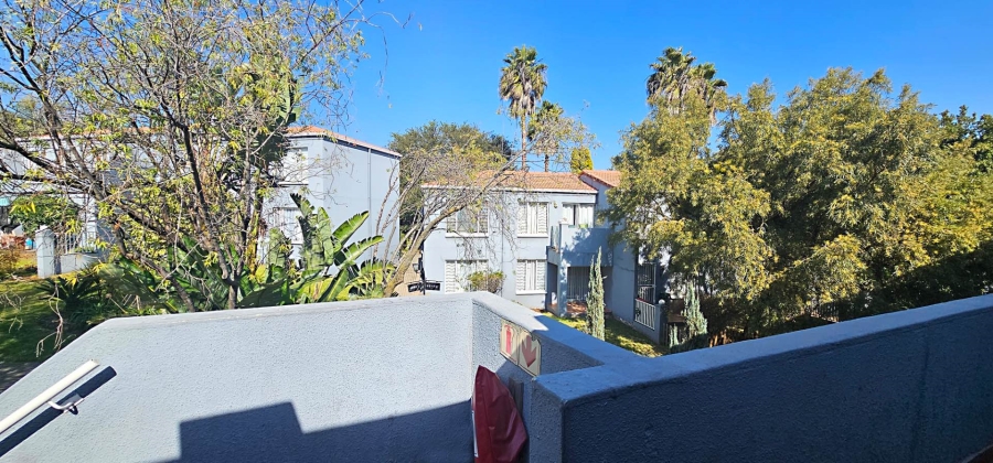 3 Bedroom Property for Sale in Radiokop Gauteng