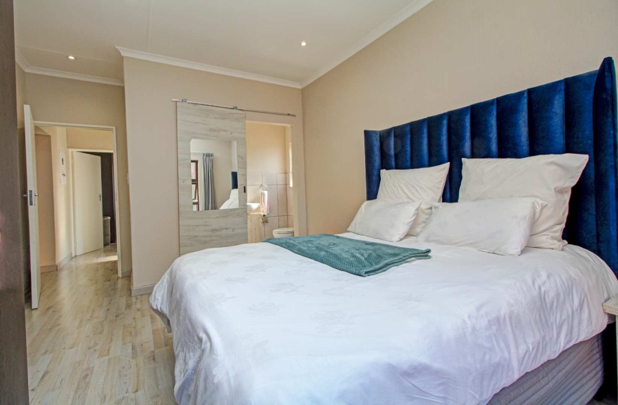 2 Bedroom Property for Sale in Wilgeheuwel Gauteng