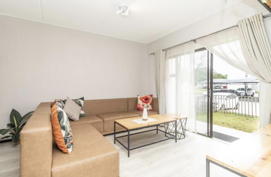 To Let 2 Bedroom Property for Rent in Broadacres Gauteng