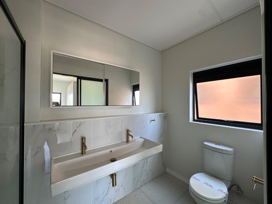 To Let 3 Bedroom Property for Rent in Waterfall Gauteng