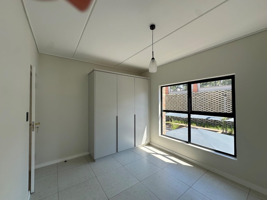 To Let 3 Bedroom Property for Rent in Waterfall Gauteng