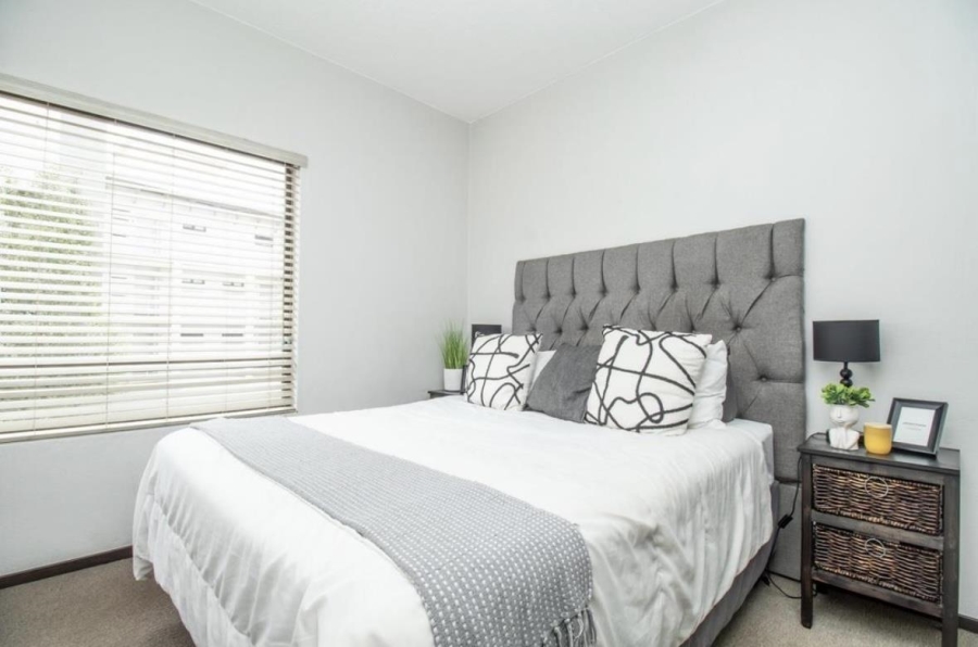 2 Bedroom Property for Sale in Broadacres Gauteng