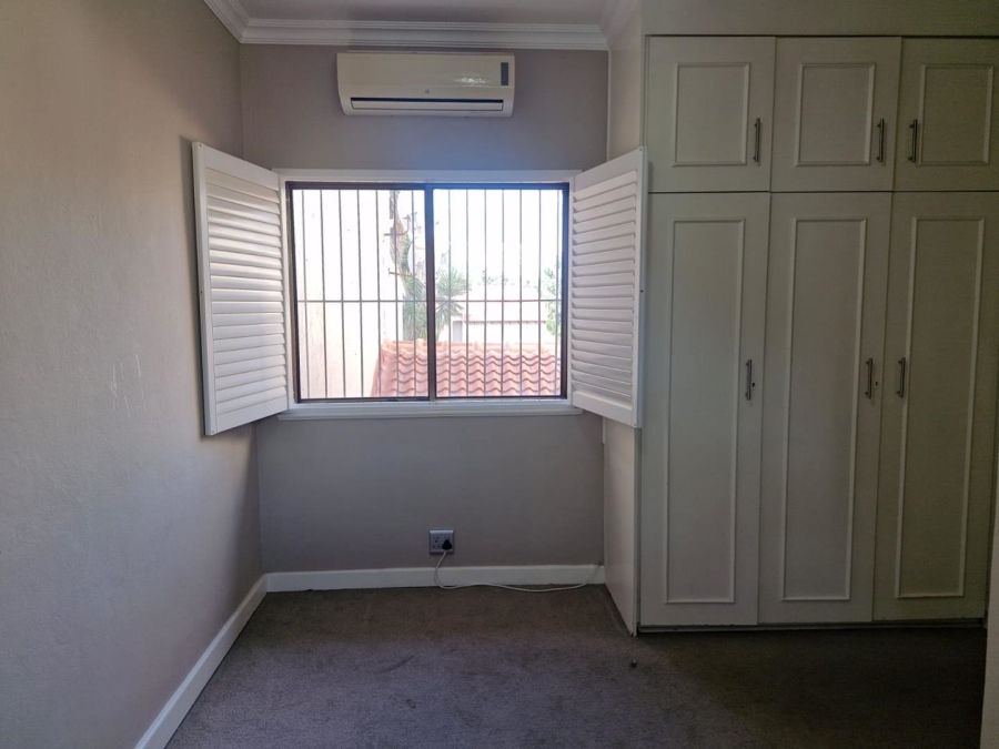 To Let 3 Bedroom Property for Rent in Sandown Gauteng