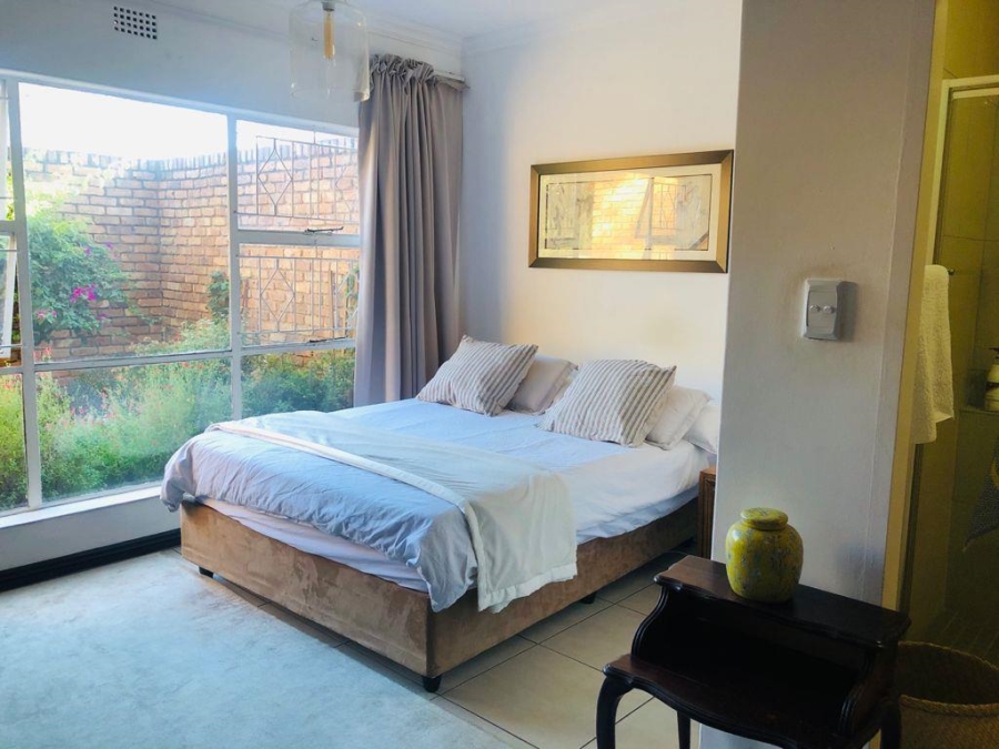 To Let 2 Bedroom Property for Rent in Atholl Gauteng