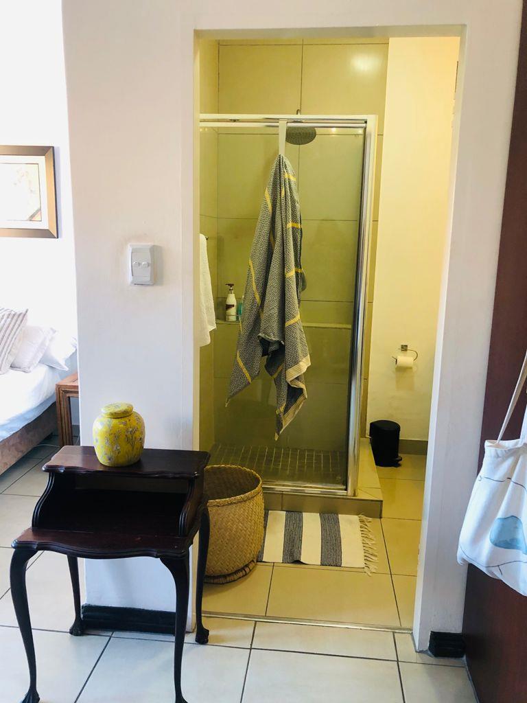 To Let 2 Bedroom Property for Rent in Atholl Gauteng