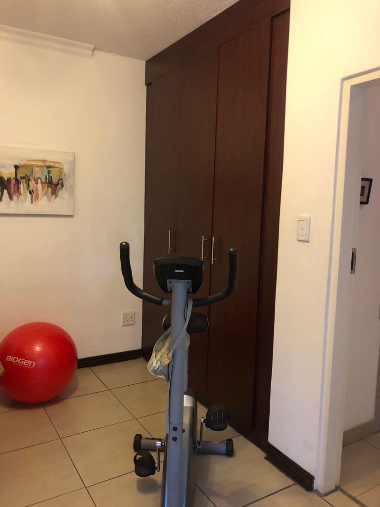 To Let 2 Bedroom Property for Rent in Atholl Gauteng