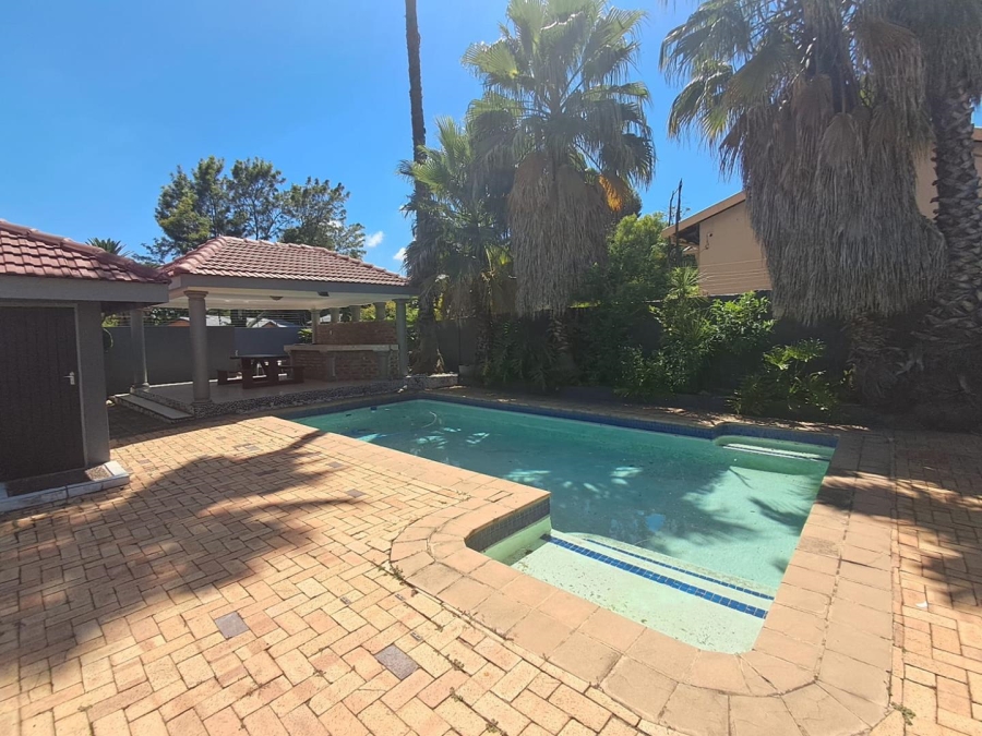 3 Bedroom Property for Sale in Noordwyk Gauteng