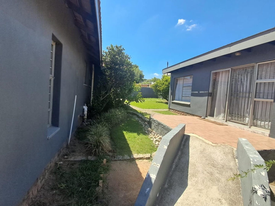 3 Bedroom Property for Sale in Noordwyk Gauteng