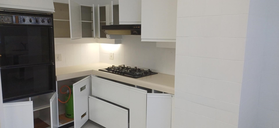 To Let 3 Bedroom Property for Rent in Riviera Gauteng