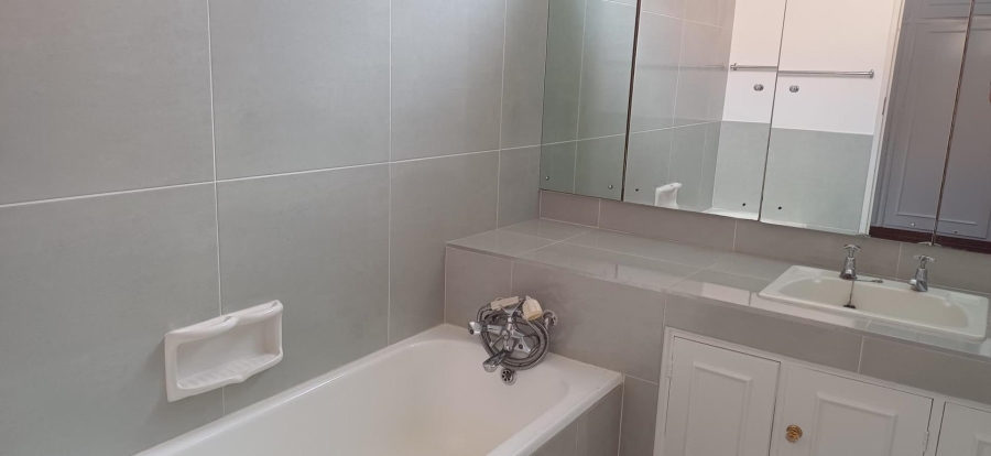 To Let 3 Bedroom Property for Rent in Riviera Gauteng