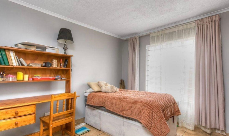 3 Bedroom Property for Sale in Meredale Gauteng