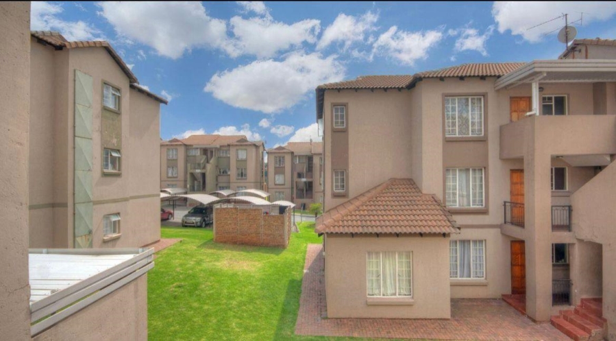 3 Bedroom Property for Sale in Meredale Gauteng
