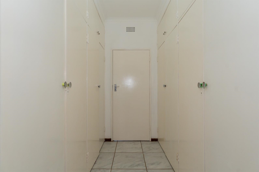 5 Bedroom Property for Sale in Birch Acres Gauteng