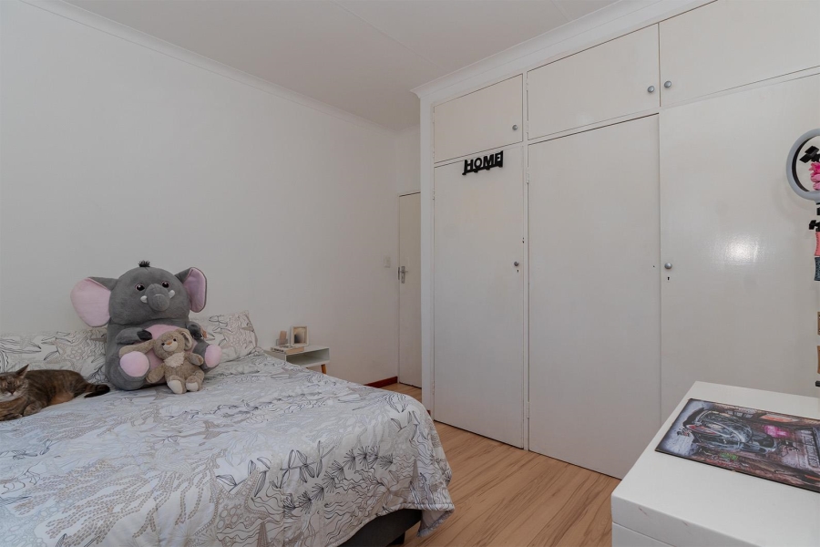 5 Bedroom Property for Sale in Birch Acres Gauteng